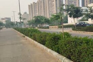  Plot – Garden View at SAS Tower, Sector 38 - for Sale