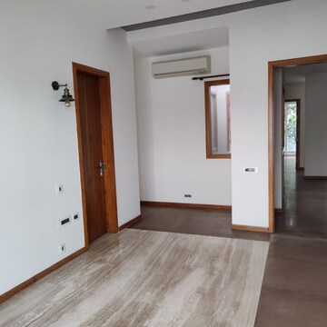  4 BHK Builder Floor at Ansal Sushant Lok I, Sector 43 – for Rent