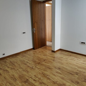  4 BHK Builder Floor at Ansal Sushant Lok I, Sector 43 – for Rent