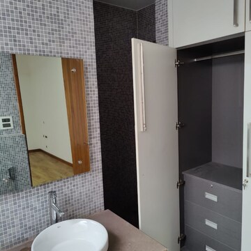 Bathroom in 4 BHK Builder Floor at Ansal Sushant Lok I, Sector 43 – for Rent