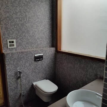 Bathroom in 4 BHK Builder Floor at Ansal Sushant Lok I, Sector 43 – for Rent