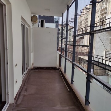Balcony in 4 BHK Builder Floor at Ansal Sushant Lok I, Sector 43 – for Rent