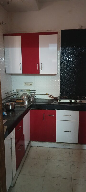Kitchen in 2 BHK Apartment at Patparganj – for Rent
