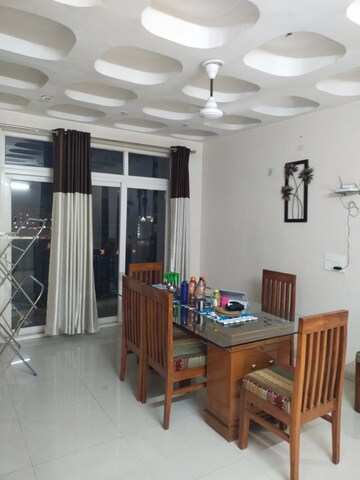 Master Bedroom in 3 BHK Apartment at Gomti Nagar – for Rent