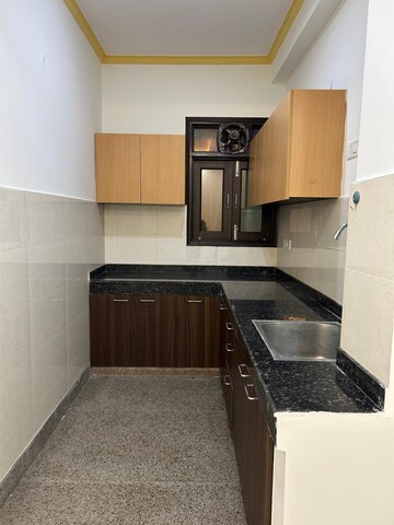 1 BHK Builder Floor For Rent in Saket