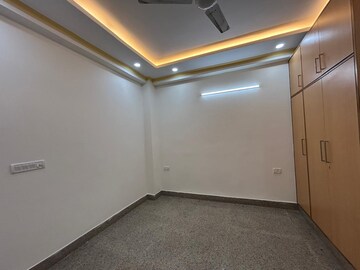 Master Bedroom in 1 BHK Builder Floor at Saket – for Rent