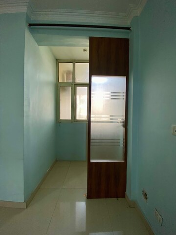  3 BHK Apartment at Sector 20 – for Rent