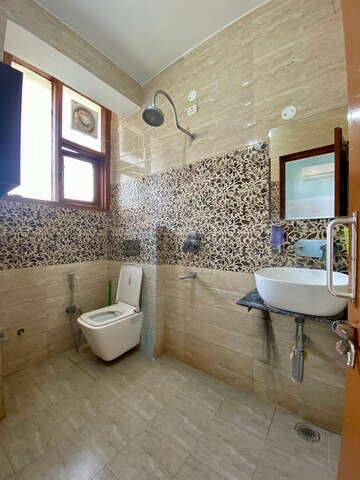 Bathroom in 3 BHK Apartment at Sector 20 – for Rent