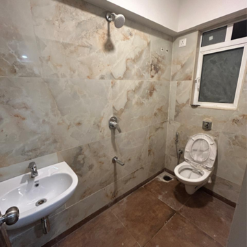Bathroom in 3 BHK Apartment at Gurukrupa Aagam, Railway Police Colony – for Rent