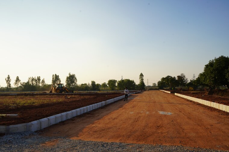 Garden, sri-tirumala-mercury-township  350 Sq.Yd. Plot In Mirkhanpet Hyderabad 8474881