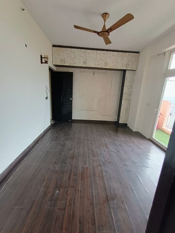 4 BHK Villa – Exterior View View at Amrapali Leisure Valley, Tech Zone 4 Greater Noida - for Rent