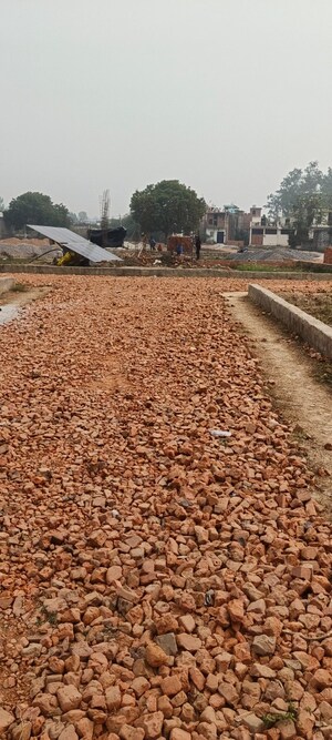  Plot – Garden View at Jankipuram Extension - for Sale