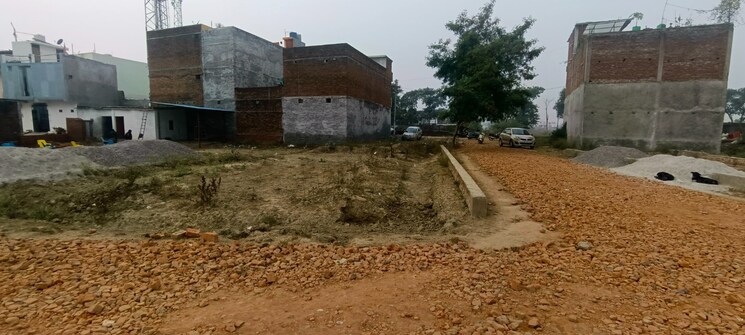 Garden, jankipuram extension  1003 Sq.Ft. Plot In Jankipuram Extension Lucknow 8474932