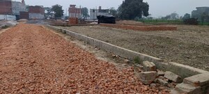  Plot – Garden View at Jankipuram Extension - for Sale