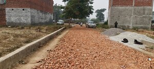  Plot – Garden View at Jankipuram Extension - for Sale