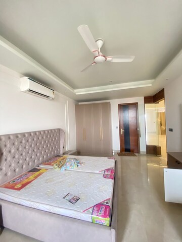 Bedroom in 4 BHK Builder Floor at Sainik Plaza, Sector 49 – for Rent