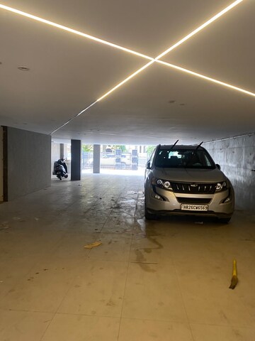 Gym in 4 BHK Builder Floor at Sainik Plaza, Sector 49 – for Rent