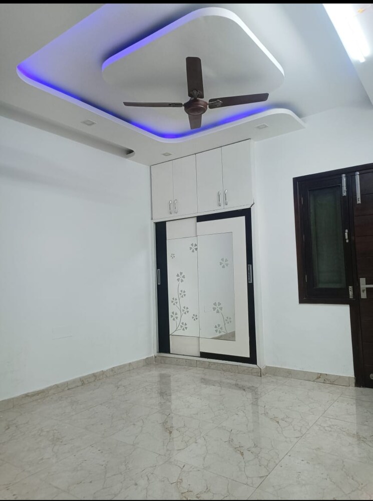 Master Bedroom, paschim vihar 3 Bedroom 1800 Sq.Ft. Builder Floor In Paschim Vihar Delhi 8474991