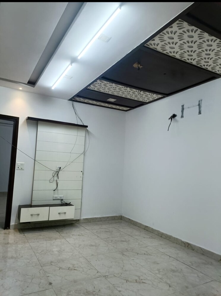 Master Bedroom, paschim vihar 3 Bedroom 1800 Sq.Ft. Builder Floor In Paschim Vihar Delhi 8474991