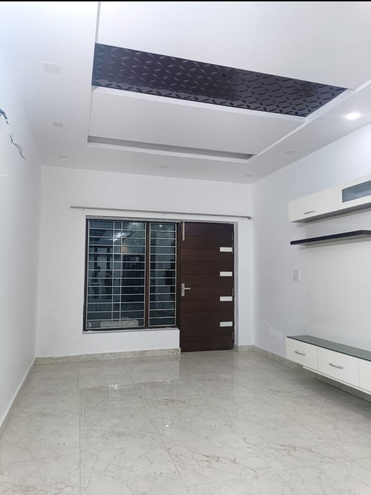 Bedroom, paschim vihar 3 Bedroom 1800 Sq.Ft. Builder Floor In Paschim Vihar Delhi 8474991