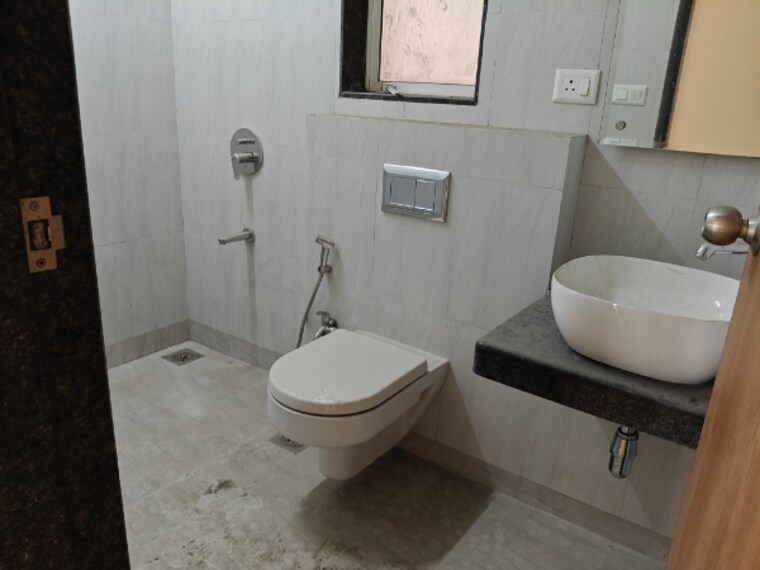 Bathroom, godrej-prime 2 Bedroom 737 Sq.Ft. Apartment In Chembur Mumbai 8475064
