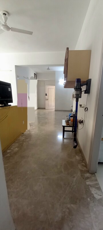 Master Bedroom in 4 BHK Apartment at Naranpura – for Rent