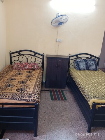 Room in  Pg at Powai – for Rent