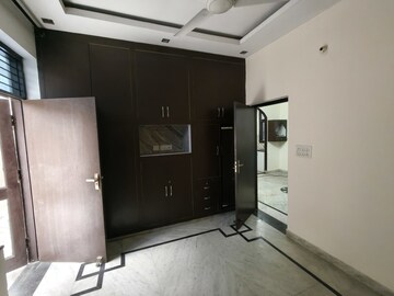 Room in 2 BHK Apartment at The Aawas , Sector 39 – for Rent
