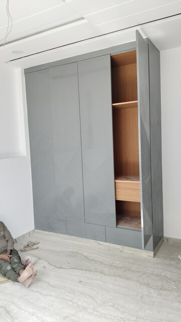 Master Bedroom in 2.5 BHK Apartment at UCO Apartment, Rohini Sector 9 – for Rent