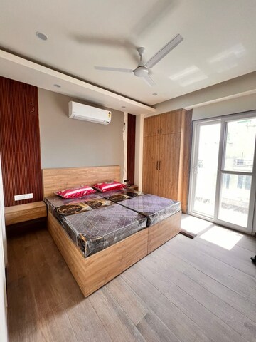 Bedroom in 1 BHK Apartment at Sector 55 – for Rent