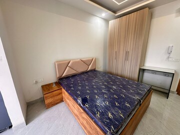 Bedroom in 1 BHK Apartment at Sector 56 – for Rent