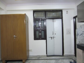Master Bedroom in 1 RK Builder Floor at New Ashok Nagar – for Rent