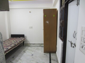 Bedroom in 1 RK Builder Floor at New Ashok Nagar – for Rent