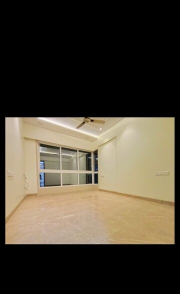 Master Bedroom in 3 BHK Apartment at Kalpataru Radiance, Goregaon West – for Rent