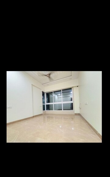 Master Bedroom in 3 BHK Apartment at Kalpataru Radiance, Goregaon West – for Rent