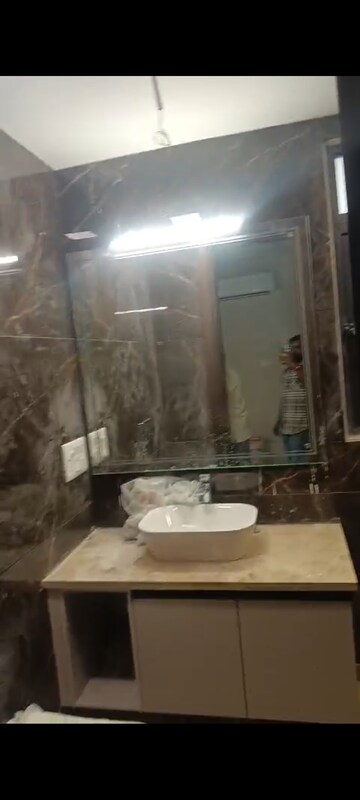 Bathroom in 3 BHK Builder Floor at Safdarjang Enclave – for Rent