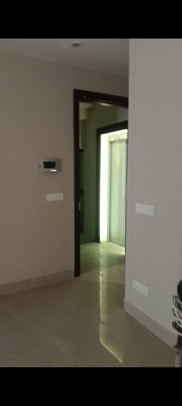 Master Bedroom in 3 BHK Builder Floor at Safdarjang Enclave – for Rent