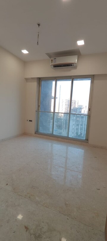 Room in 2 BHK Apartment at Ekta Tripolis, Goregaon West – for Rent