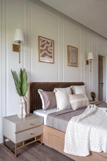 Master Bedroom in 3 BHK Apartment at Mahavir Enclave 1 – for Sale