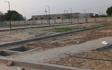 Plot For Sale in GLS Courtyard, Sector 95