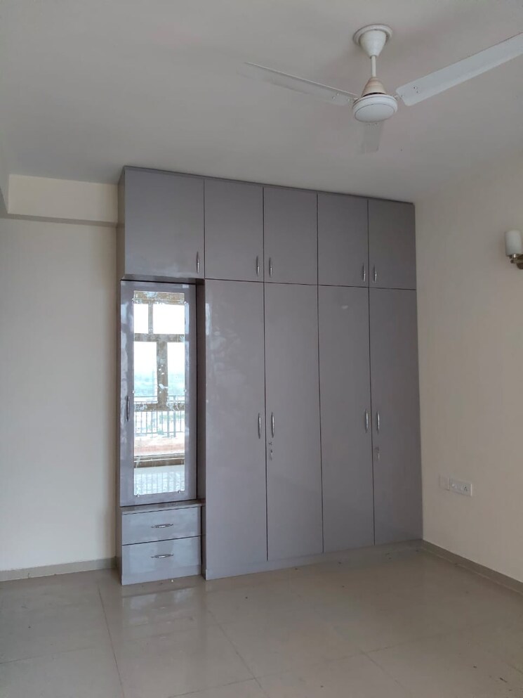 Bedroom, omaxe-waterscapes 3.5 Bedroom 1840 Sq.Ft. Apartment In Gomti Nagar Lucknow 8475592