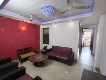 Master Bedroom in 2 BHK Builder Floor at Malviya Nagar – for Rent