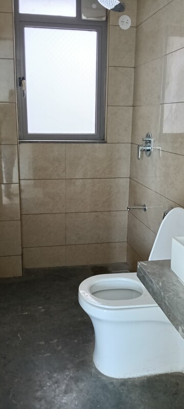 Bathroom in 2 BHK Apartment at Kalpataru Immensa, Kolshet Road – for Rent