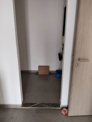 2 BHK Apartment For Rent in Lodha New Cuffe Parade, Wadala