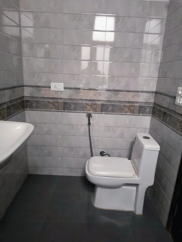 Bathroom in 2 BHK Independent House at Ansal Plaza Sector-23, Sector 23 – for Rent