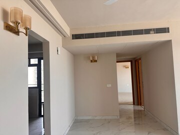 Furnished Amenities in 3 BHK Apartment at M3M Sky City, Sector 65 – for Rent