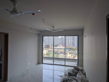 Master Bedroom in 3 BHK Apartment at M3M Sky City, Sector 65 – for Rent