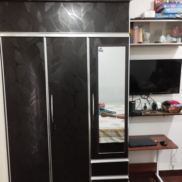 Master Bedroom in 2 BHK Apartment at Mahagun Mantra I, Sector 10 Greater Noida – for Rent