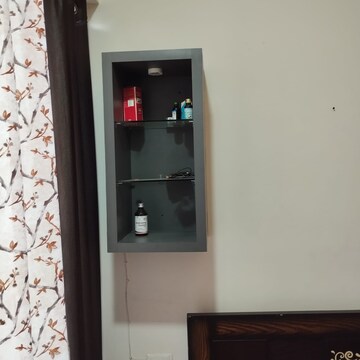 Master Bedroom in 2 BHK Apartment at Mahagun Mantra I, Sector 10 Greater Noida – for Rent