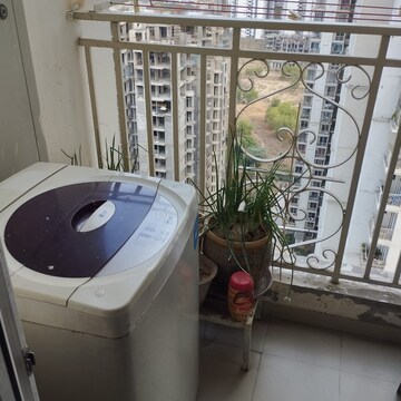 Master Bedroom in 2 BHK Apartment at Mahagun Mantra I, Sector 10 Greater Noida – for Rent